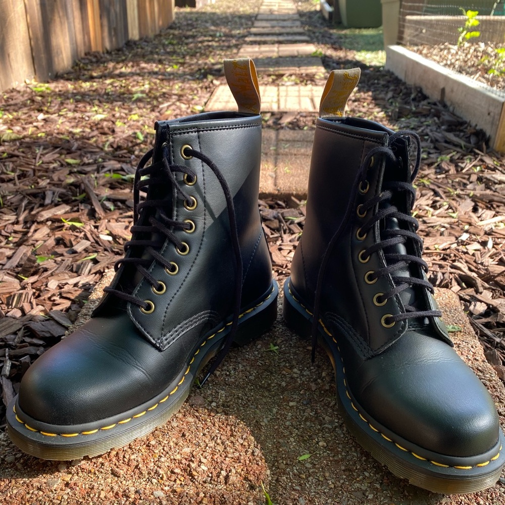 VEGAN 1460 FELIX LACE UP BOOTS